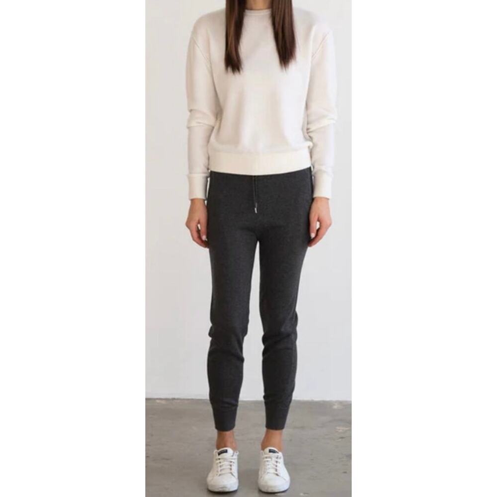 Kathryn McCarron cotton cashmere knit pull on charcoal gray joggers, size small